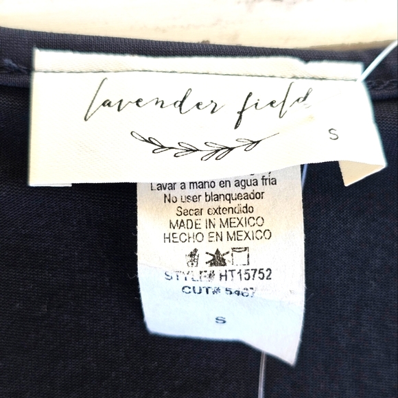 Lavender Field Bell Sleeve Tie Front Vneck Top Shirt W/ Gold & Black Necklace - Picture 8 of 13